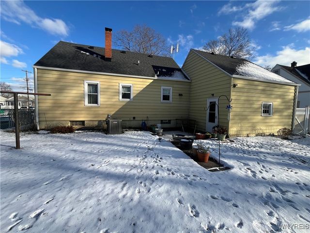 550 78th Street, Niagara Falls, NY 14304