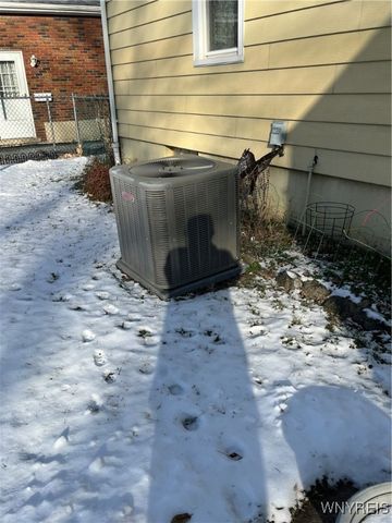 550 78th Street, Niagara Falls, NY 14304