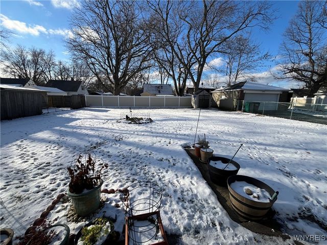 550 78th Street, Niagara Falls, NY 14304