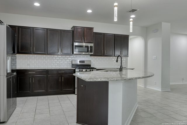 8732 Ironwood Hill, San Antonio, TX 78254