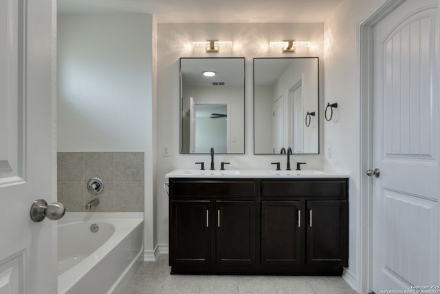 8732 Ironwood Hill, San Antonio, TX 78254