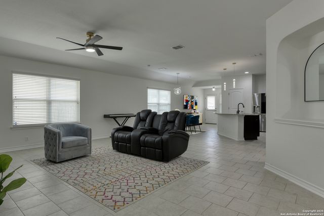 8732 Ironwood Hill, San Antonio, TX 78254