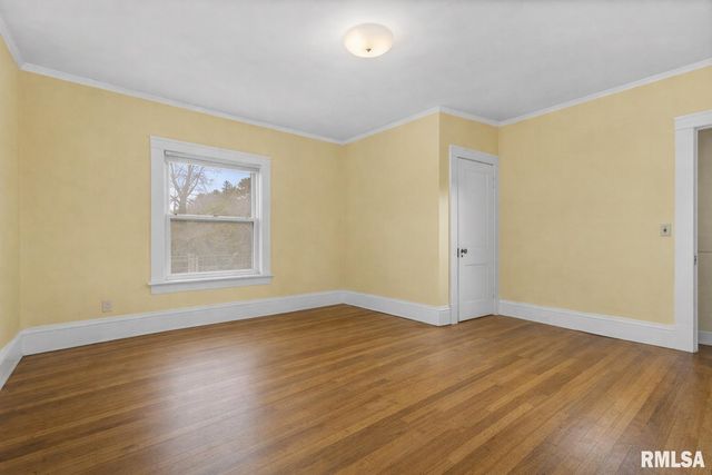 1825 W MOSS Avenue, Peoria, IL 61606