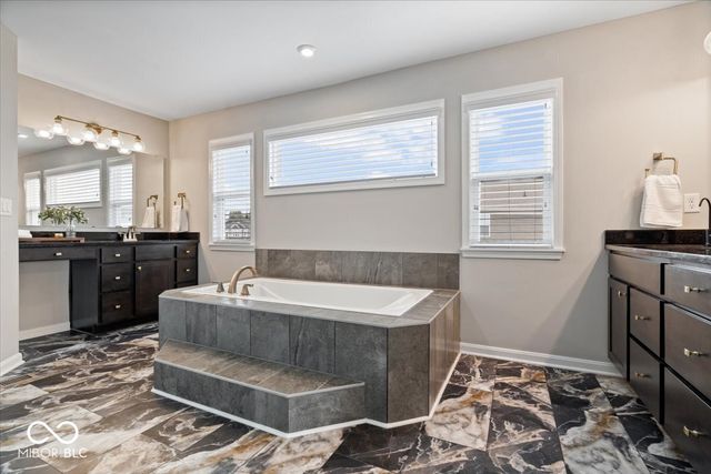 12473 Palmetto Bay Court, Fishers, IN 46037