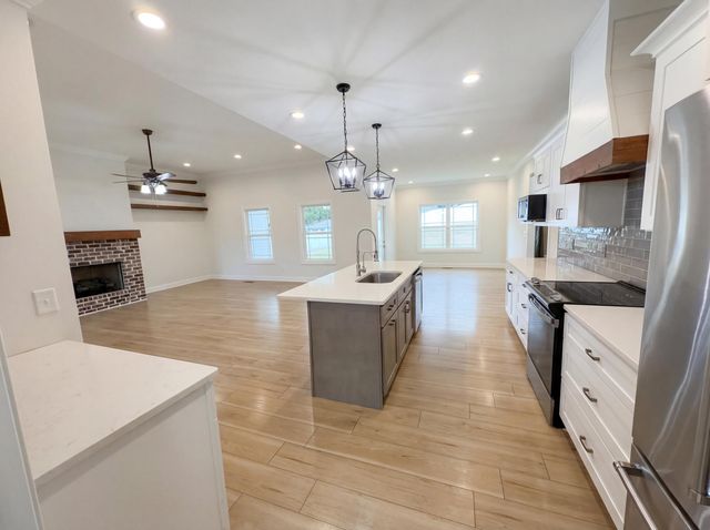 80 Play House Drive, Ringgold, GA 30736