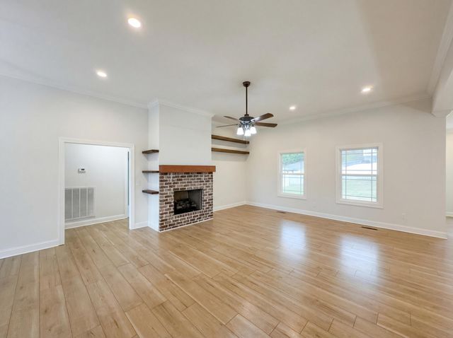 80 Play House Drive, Ringgold, GA 30736