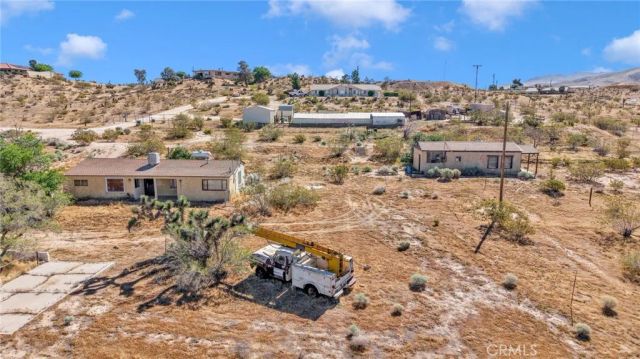 10393 Mockingbird Avenue, Apple Valley, CA 92308