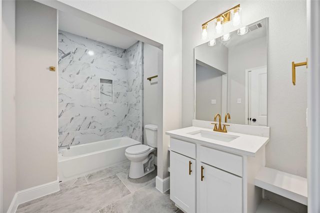 2207 Des Chaumes Street, Houston, TX 77026