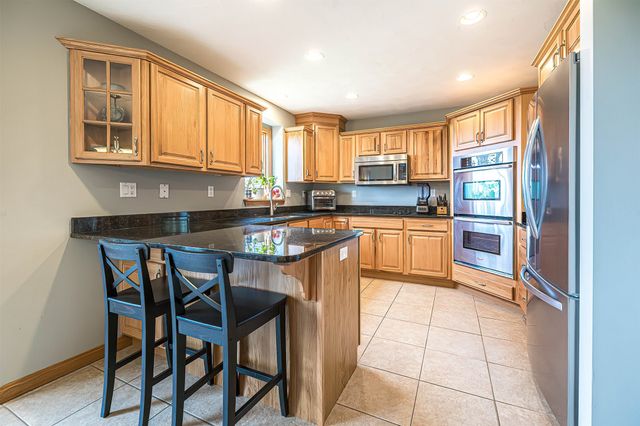 5862 FOREST Crossing, Erie, PA 16506