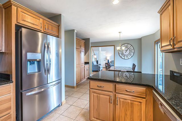 5862 FOREST Crossing, Erie, PA 16506