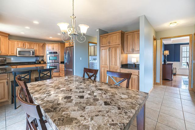 5862 FOREST Crossing, Erie, PA 16506