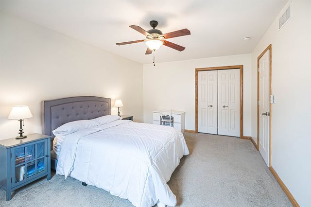 5862 FOREST Crossing, Erie, PA 16506