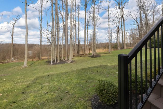 5862 FOREST Crossing, Erie, PA 16506