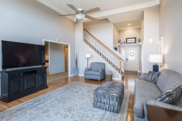 5862 FOREST Crossing, Erie, PA 16506