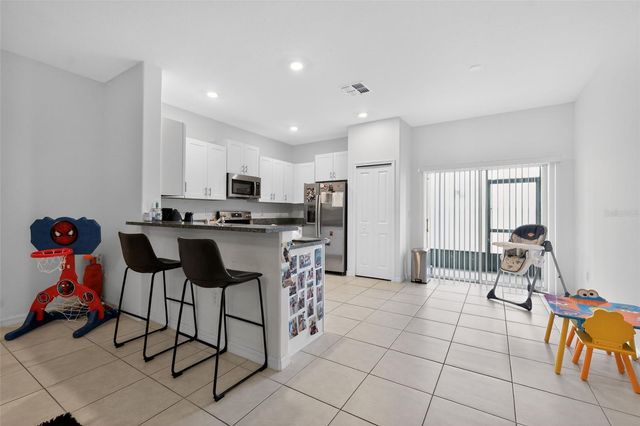 32021 POWDERPUFF MIMOSA DRIVE, San Antonio, FL 33576