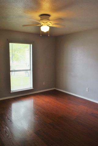 5528 adams Drive, The Colony, TX 75056