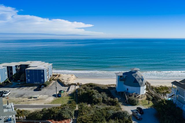 2072 New River Inlet Road, Sneads Ferry, NC 28460