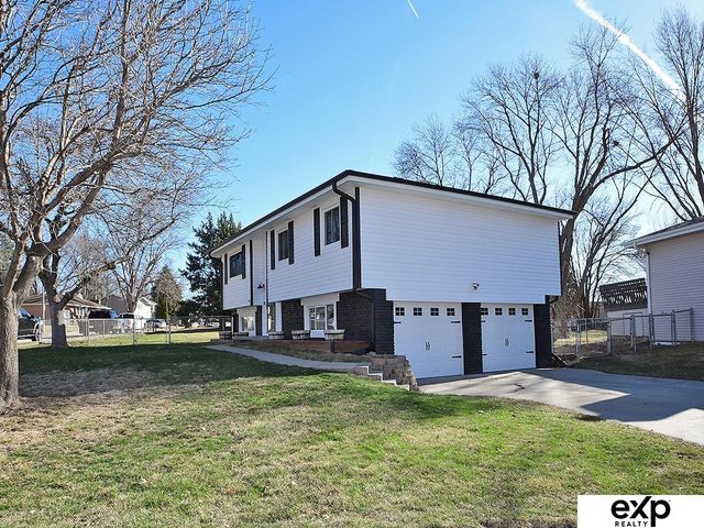 7503 S 147th Street, Omaha, NE 68138