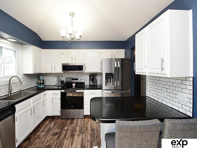 7503 S 147th Street, Omaha, NE 68138