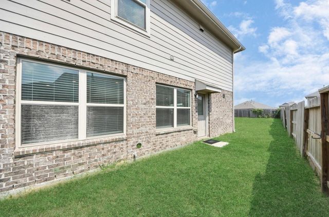8650 Bar Harbor Drive, Baytown, TX 77521