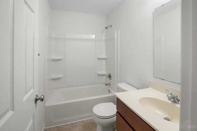 721 Kingly Terrace, South Lebanon, OH 45065