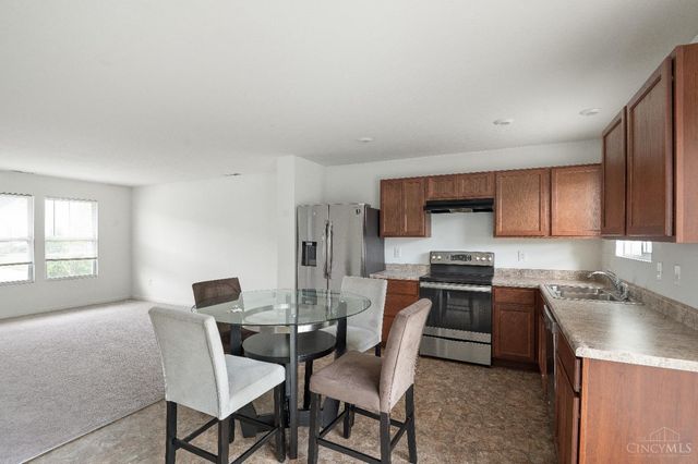 721 Kingly Terrace, South Lebanon, OH 45065
