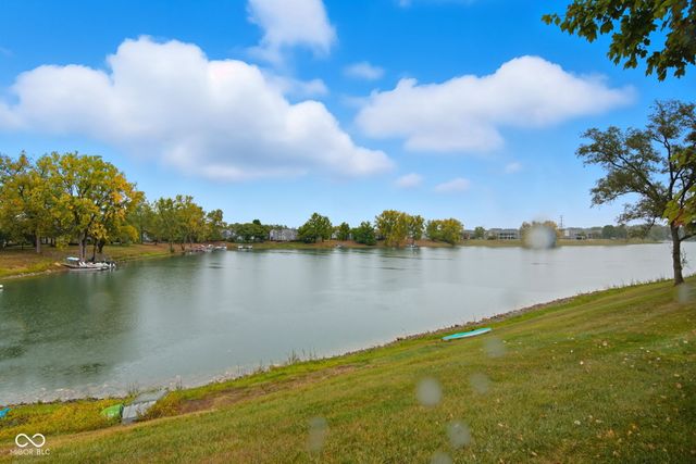 7186 Harbour, Indianapolis, IN 46240