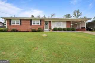 17 WAVERLY Circle, Newnan, GA 30263