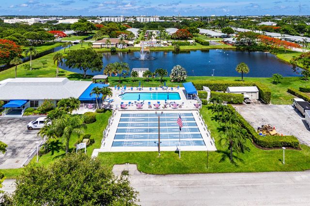 112 High Point Boulevard D, Delray Beach, FL 33445