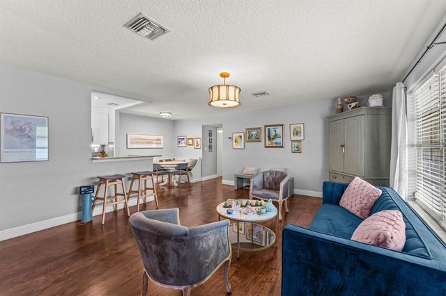 112 High Point Boulevard D, Delray Beach, FL 33445