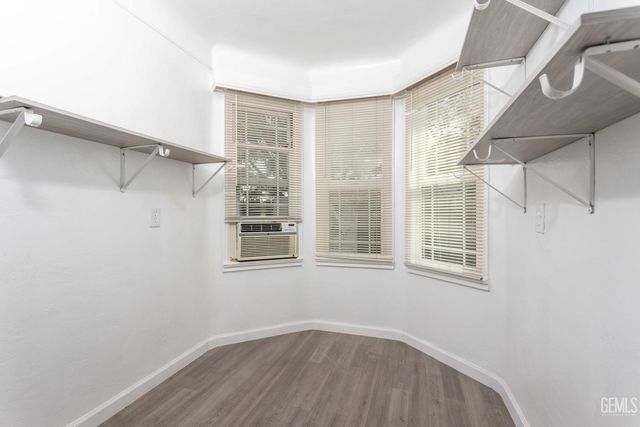 1102 Wilson Avenue, Bakersfield, CA 93308