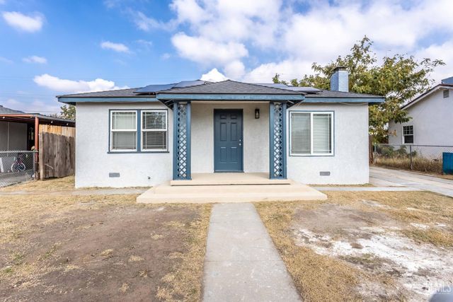 1102 Wilson Avenue, Bakersfield, CA 93308