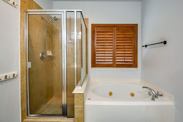 20743 Oakhurst Park Drive, Porter, TX 77365