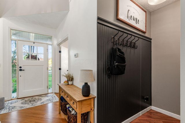 382 Canterbury Court, Westerville, OH 43082