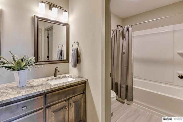 3606 S 203rd Street, Omaha, NE 68130