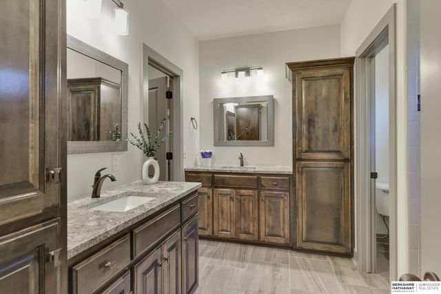 3606 S 203rd Street, Omaha, NE 68130