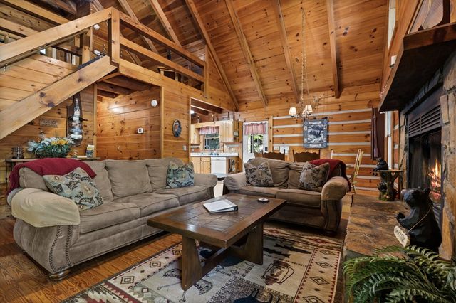 62 Walkabout Creek Road, Morganton, GA 30560