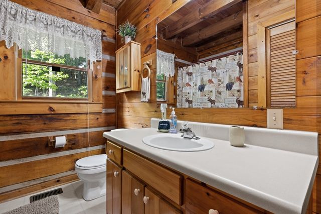 62 Walkabout Creek Road, Morganton, GA 30560
