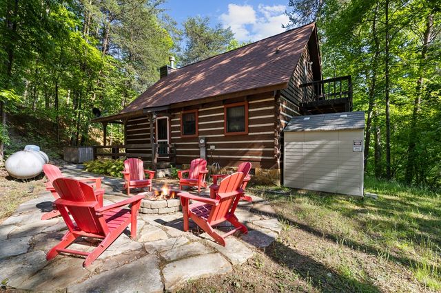 62 Walkabout Creek Road, Morganton, GA 30560