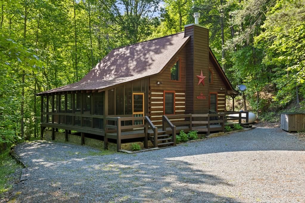 62 Walkabout Creek Road, Morganton, GA 30560