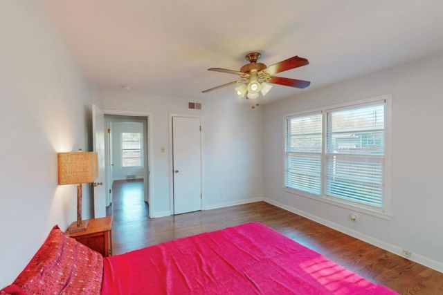 3250 Binyon Street, Fort Worth, TX 76133