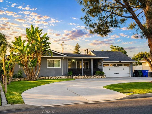1437 E Vine, West Covina, CA 91791