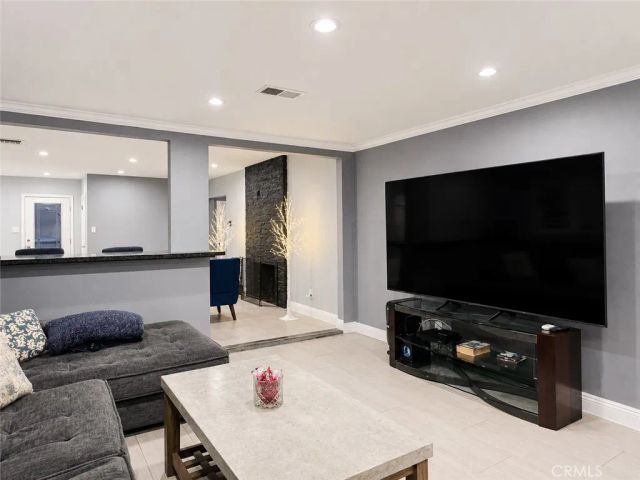 1437 E Vine, West Covina, CA 91791