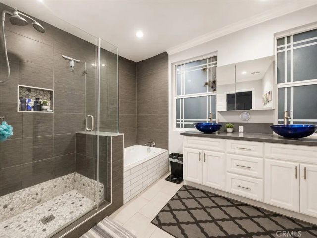 1437 E Vine, West Covina, CA 91791