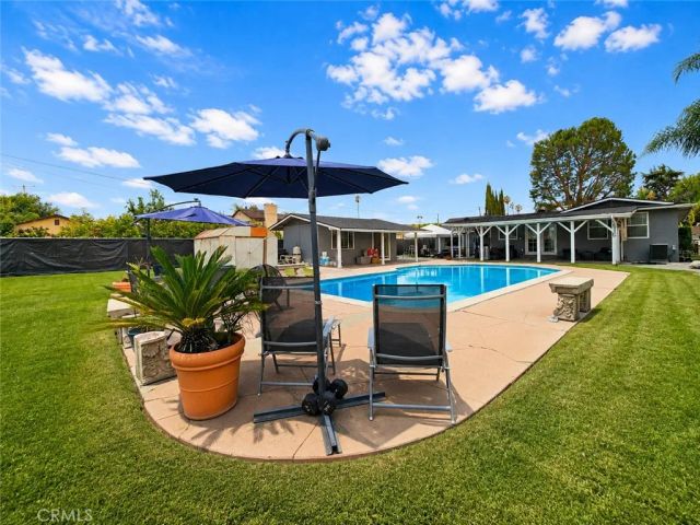 1437 E Vine, West Covina, CA 91791