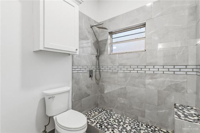 513 Mi Vida Street, Weslaco, TX 78596