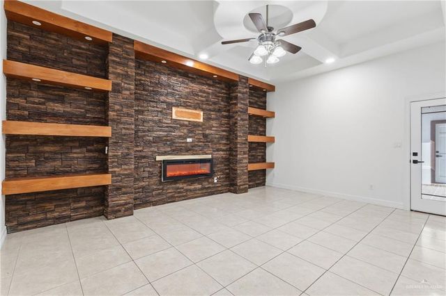 513 Mi Vida Street, Weslaco, TX 78596