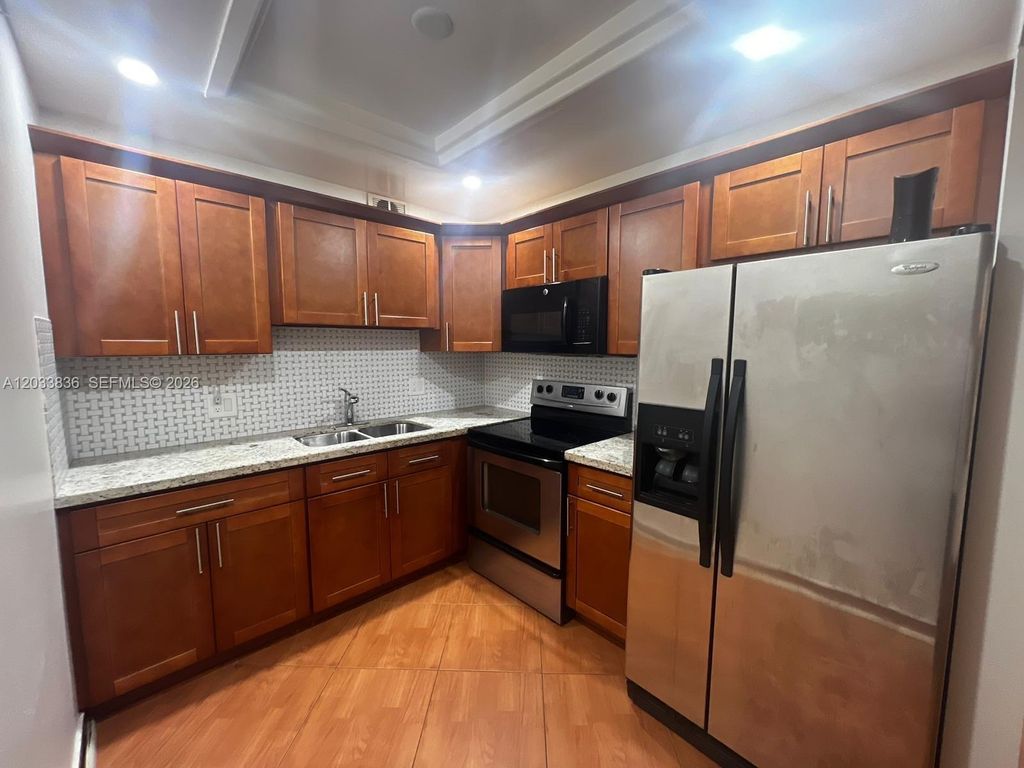 1551 SW 135th Terrace 405G, Pembroke Pines, FL 33027