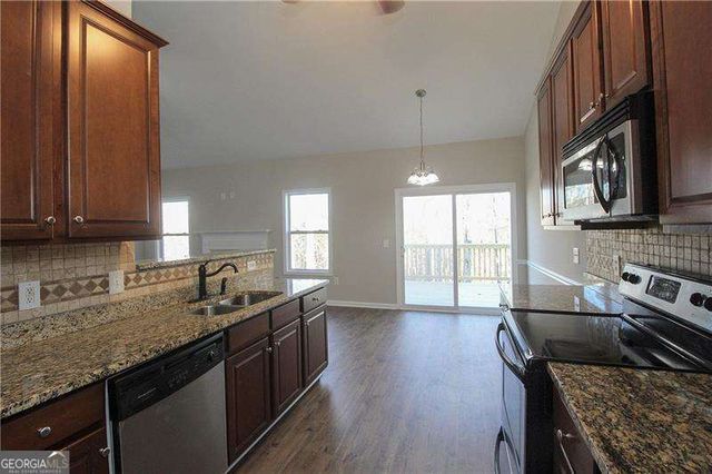 156 Alexandria Way, Dallas, GA 30132