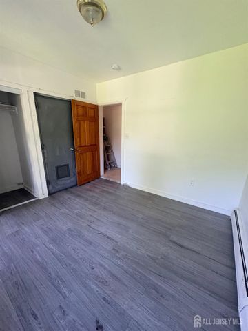 661 Catherine Street 2B, Perth Amboy, NJ 08861